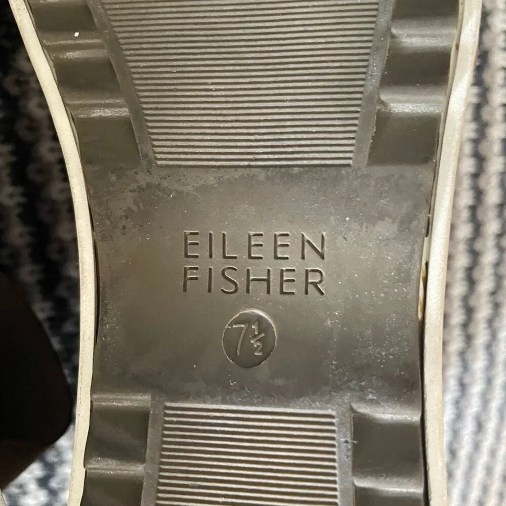 Eileen Fisher Viv women’s shoe size 7.5 green wedge sandal